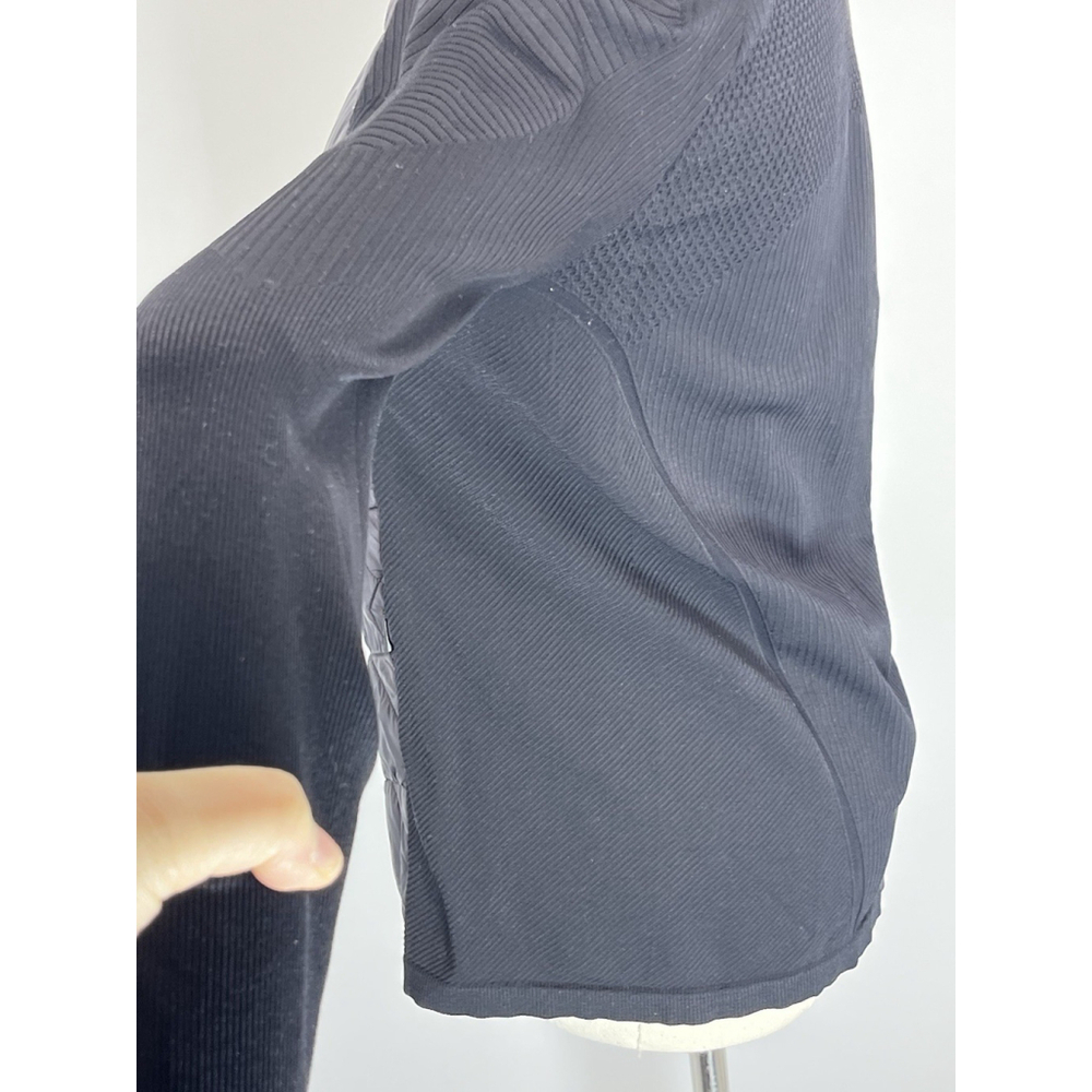 Athleta Womens Black Quilted Jacket Full Zip Ribbed Knit Panels Medium Thumbhole - Picture 11 of 13